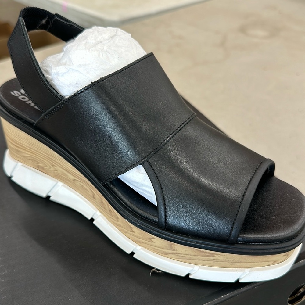Sorel Joanie III sling back sandal